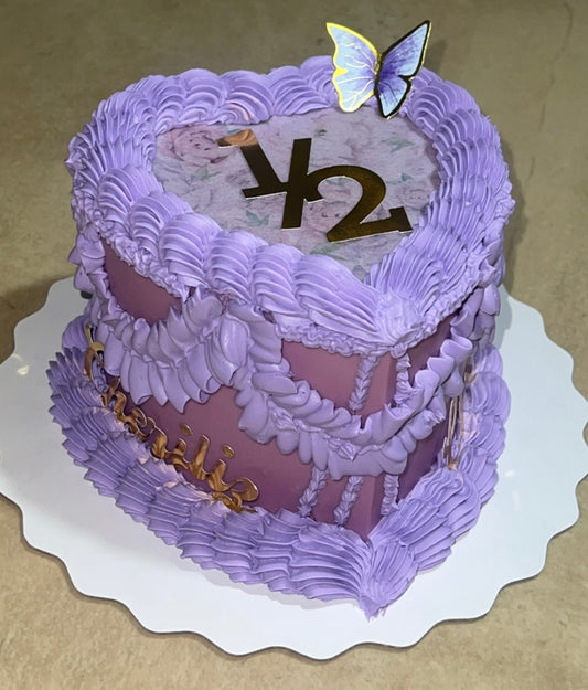 Vintage Cake with Butterfly - Lavender