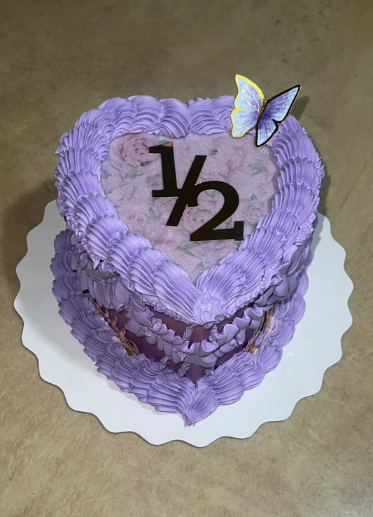 Vintage Cake with Butterfly - Lavender